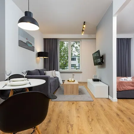 Slawinska Apartment Warsaw Wola By Noclegi Renters Exteriér fotografie