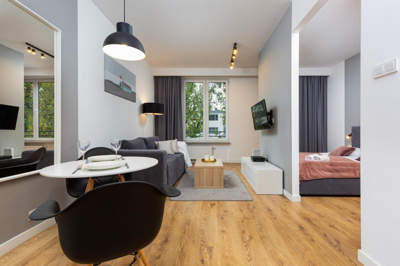 Apartment Slawinska Wola By Renters