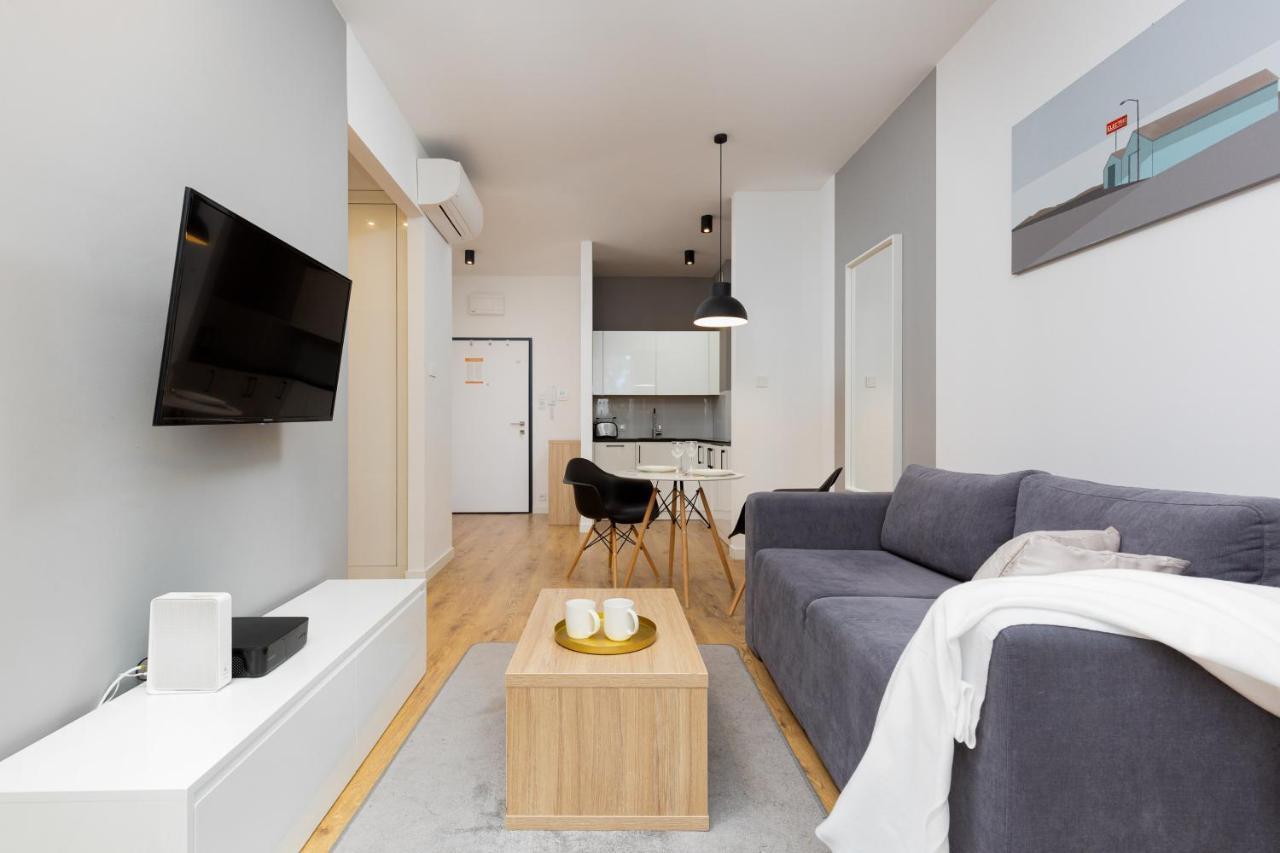 Slawinska Wola By Renters Apartment Warsaw